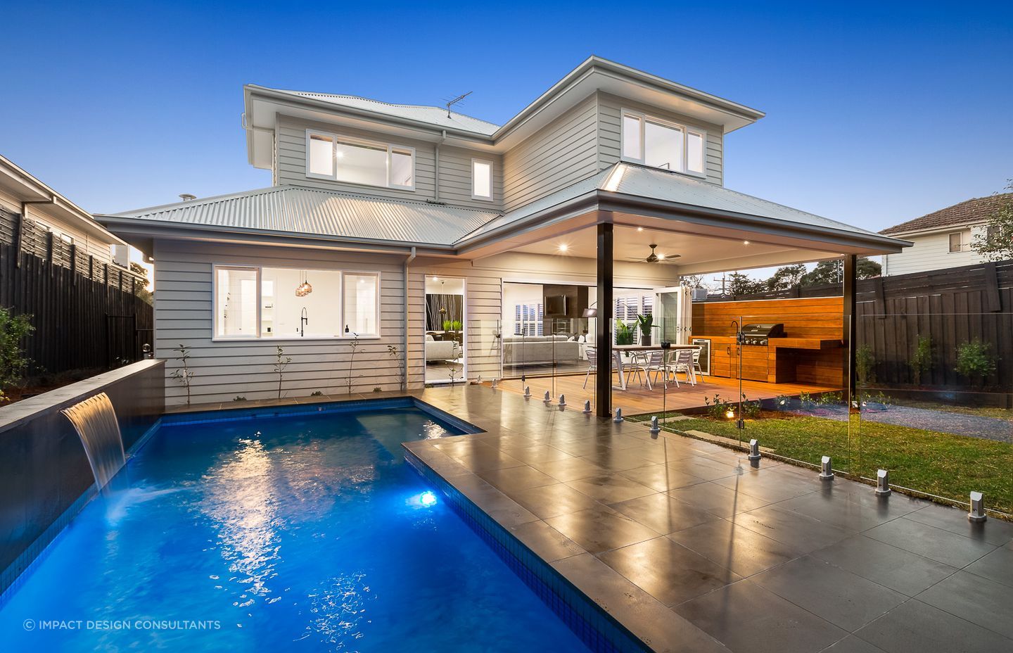 Weatherboard slats effectively cover a house's front and back exteriors. It's a popular choice for traditional Australian homes, beach houses, sheds, garages, and home extensions. Featured project: Extension & Renovation Mitcham.