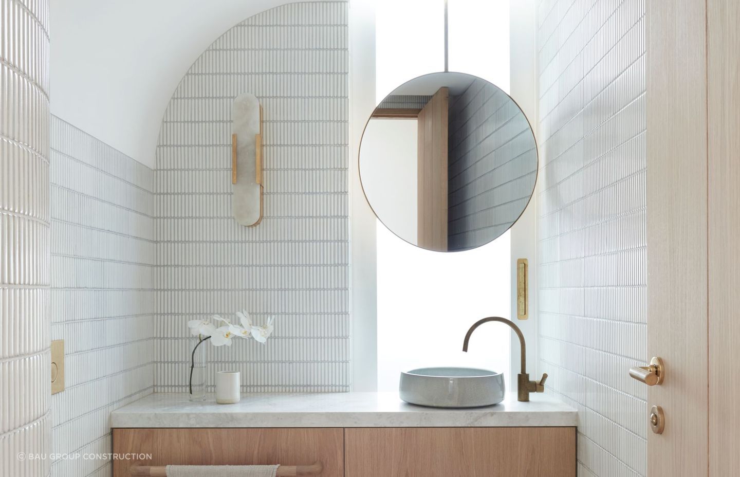 Neutral tones and natural materials can be found in many coastal bathrooms.