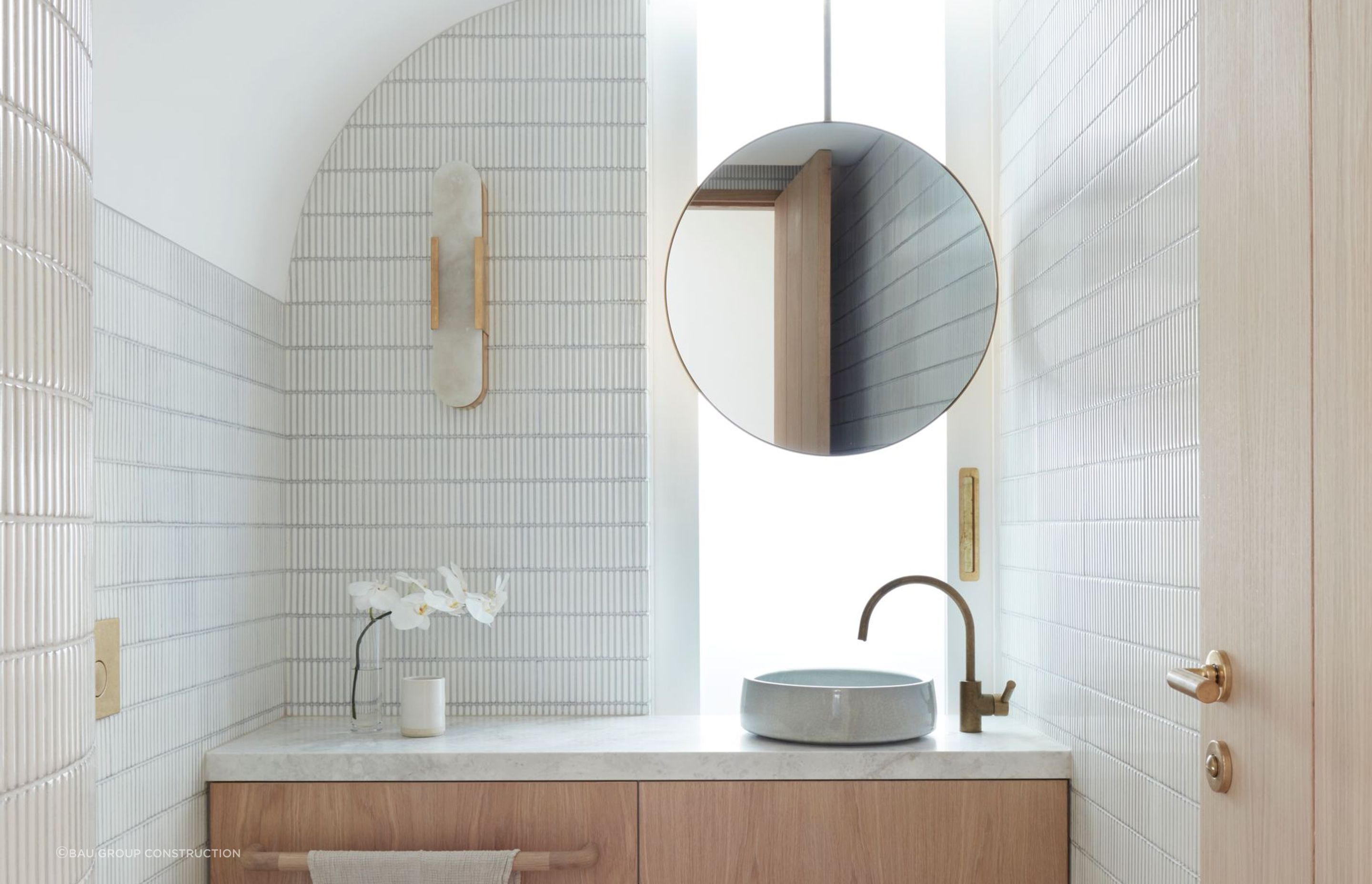 Neutral tones and natural materials can be found in many coastal bathrooms.