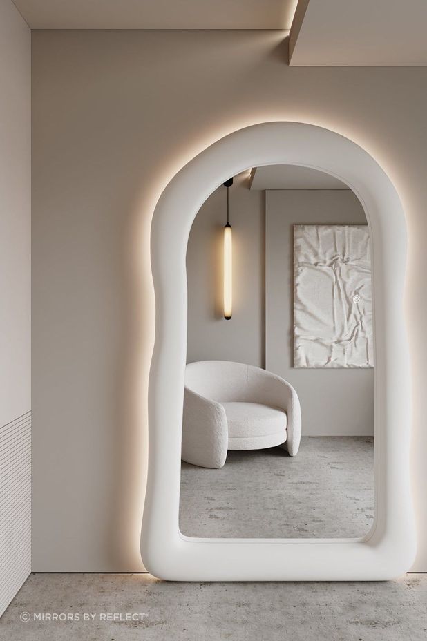 amara-white-arch-mirror-2200-x-1200-235335.jpg
