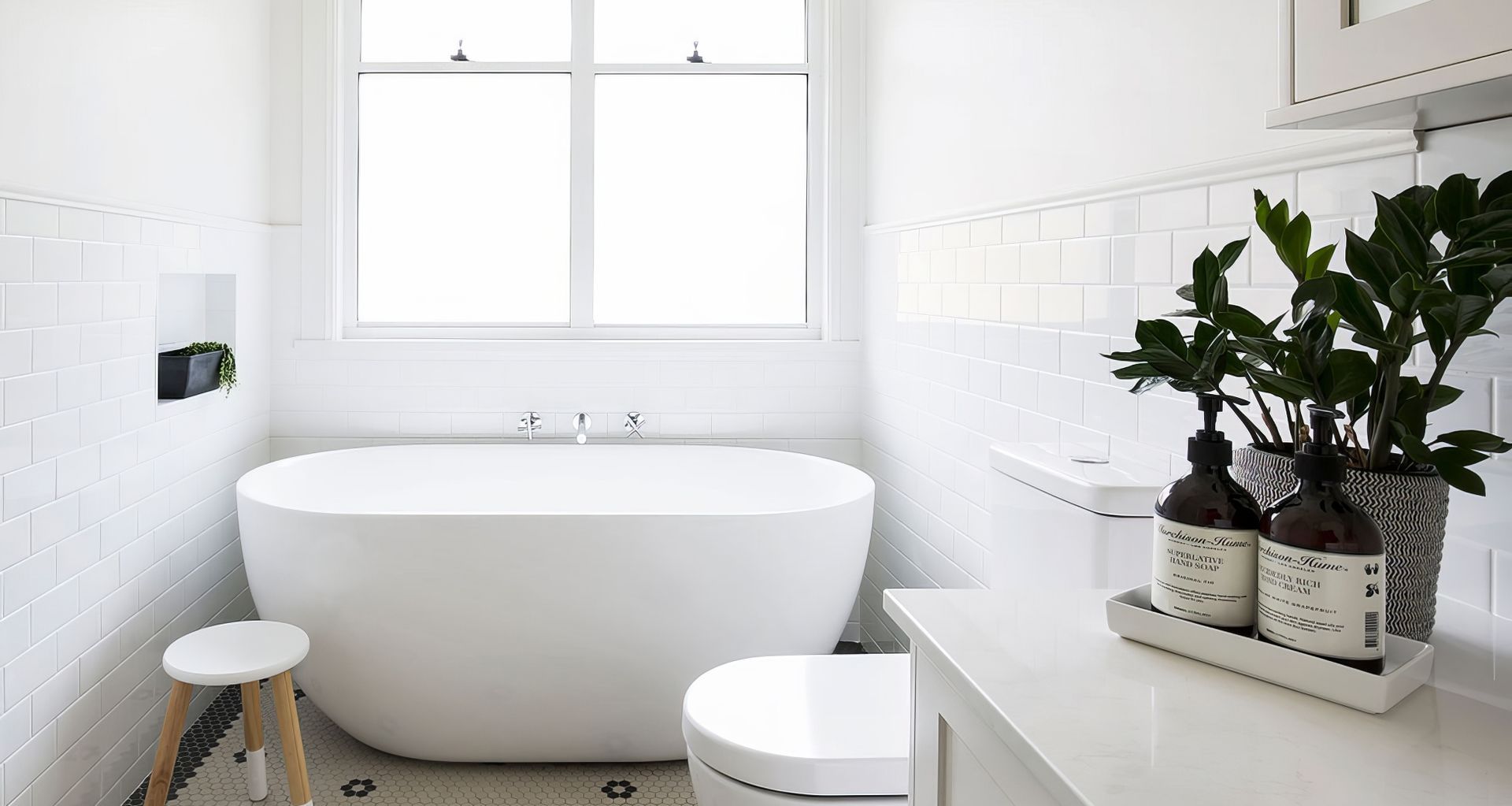 Hampton Bathroom Renovation by Helen Baumann Design