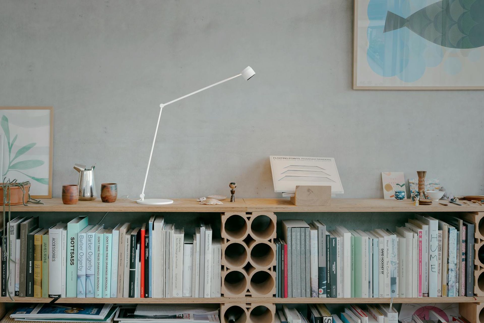 w225 Ion T Lamp
by Euroluce