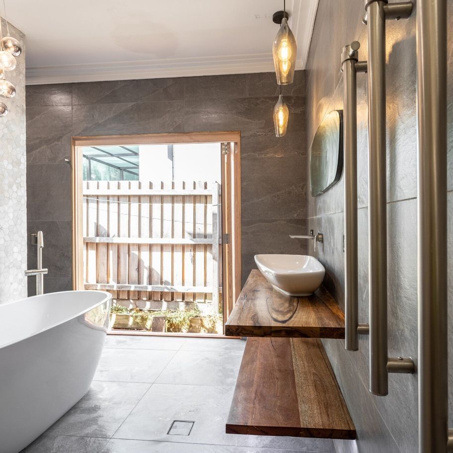 Understanding bathroom renovation costs in Australia: A full breakdown for 2024