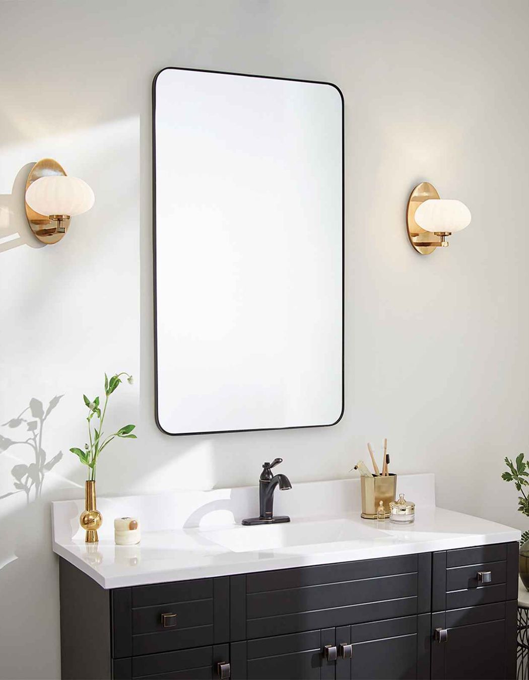 Pim Wall Light
By LightCo