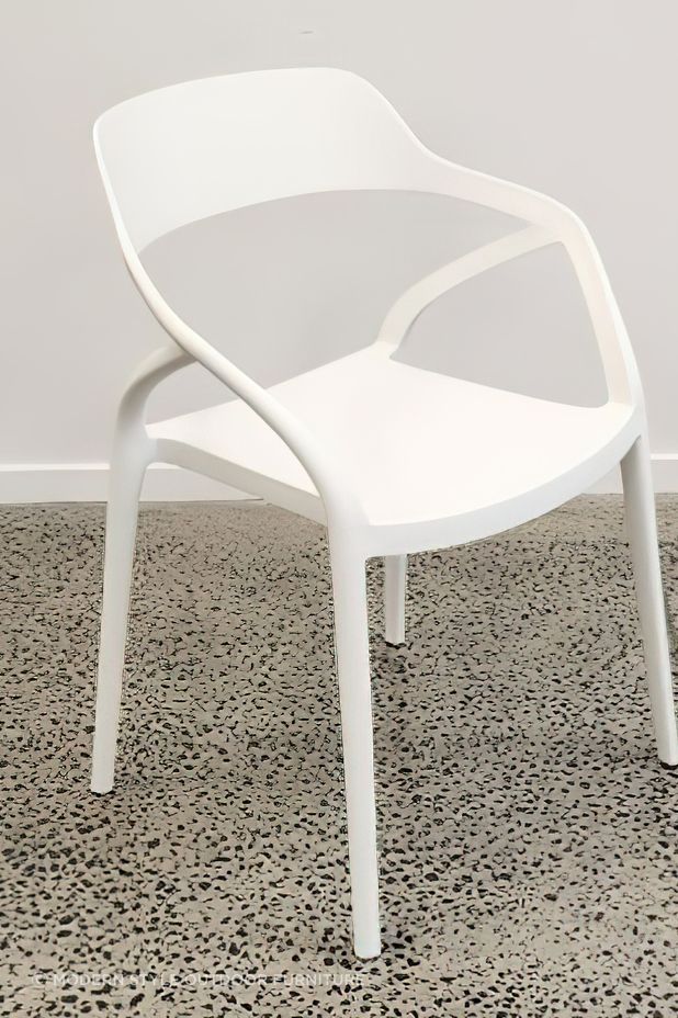 resin-outdoor-chair-in-white-by-modern-style-new-zealand-v2.jpeg