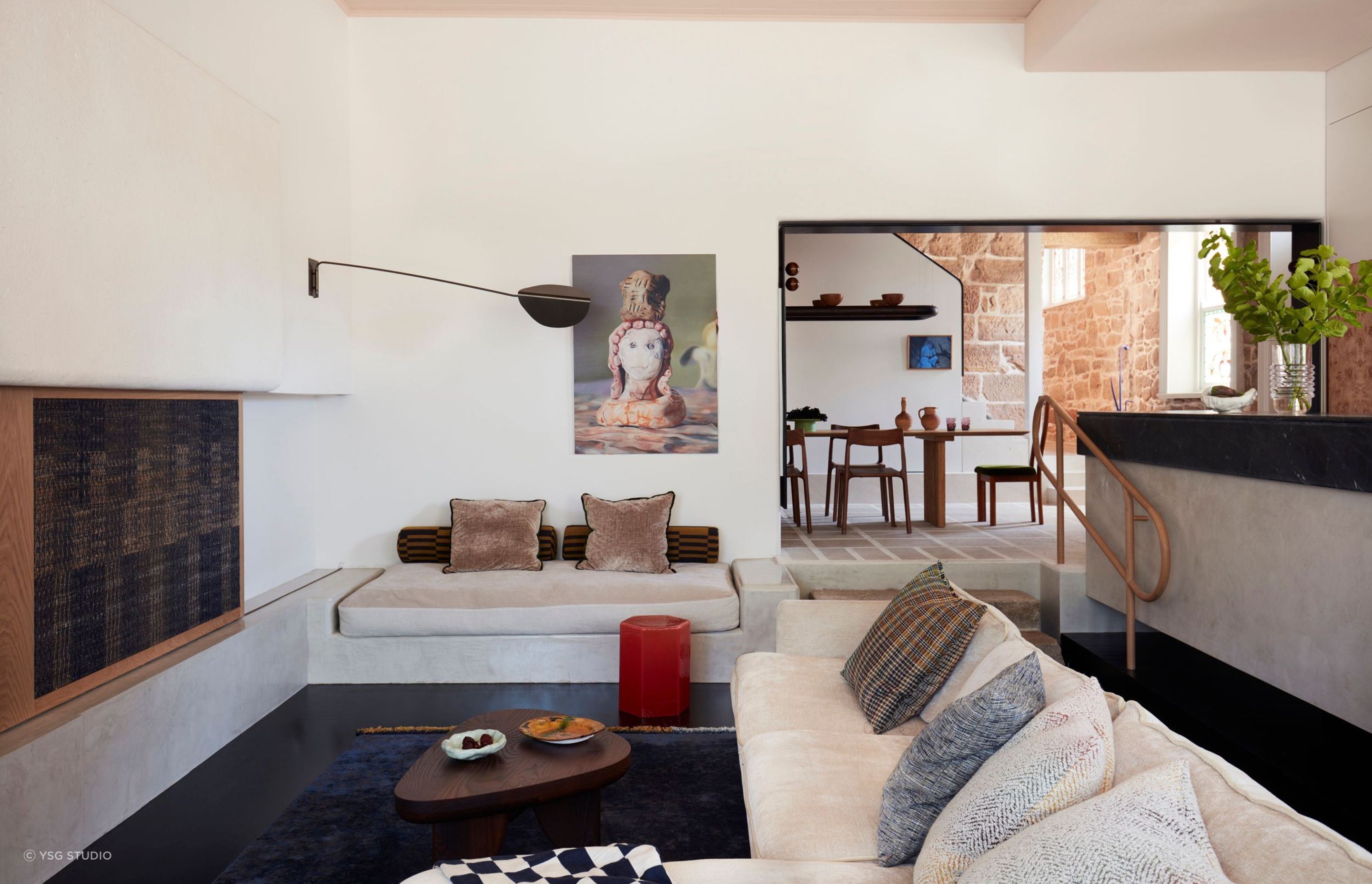 How to Decorate a Walk Through Living Room: Stylish Tips That Impress