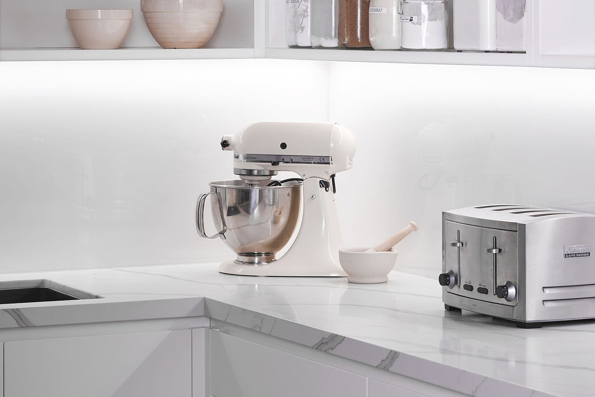 A premium Stand Mixer takes pride of place in this Frenchs Forrest Project kitchen by Calloray Kitchen Centre. | Photography: Amanda Prior
