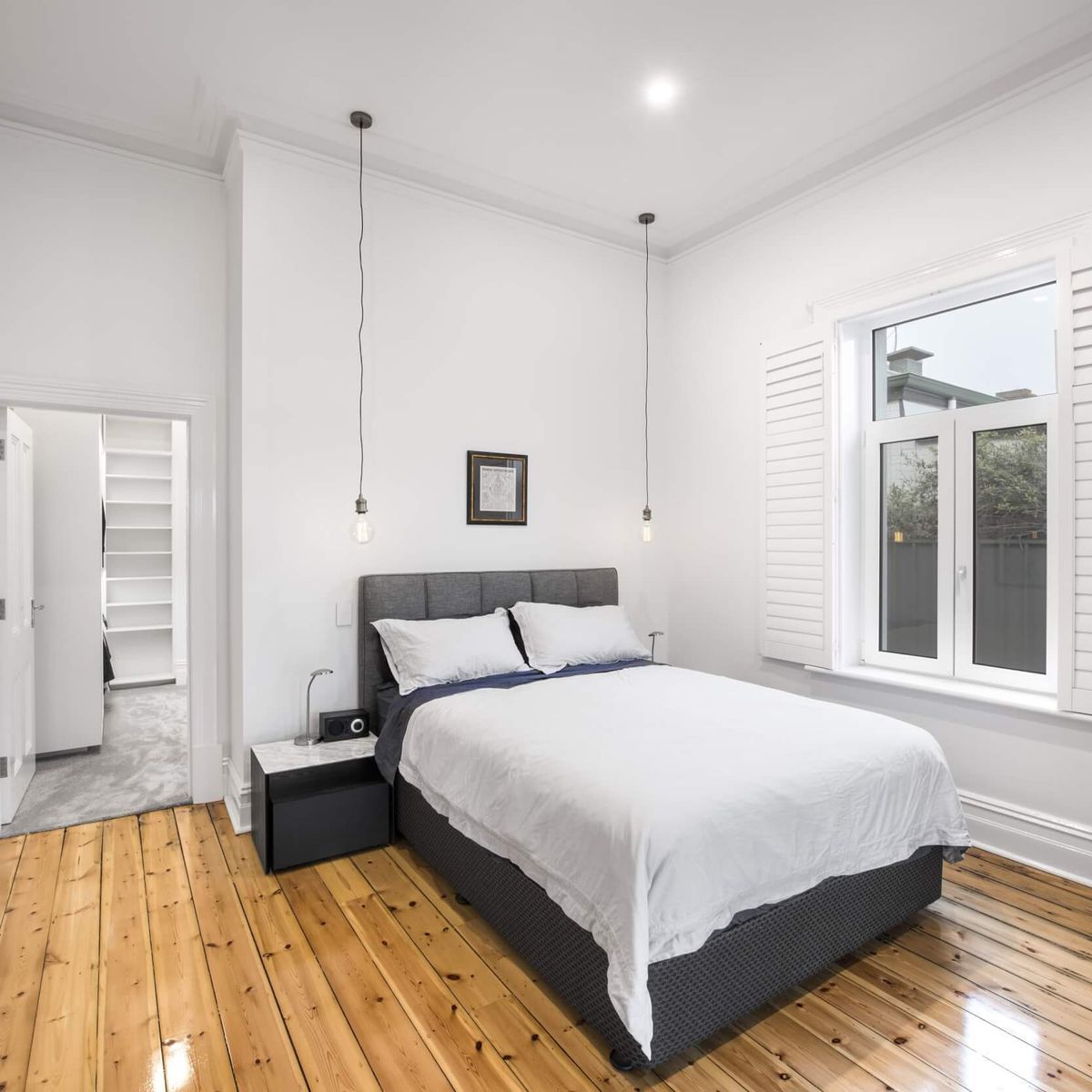 Flat sheet vs fitted sheet: pros, cons and differences