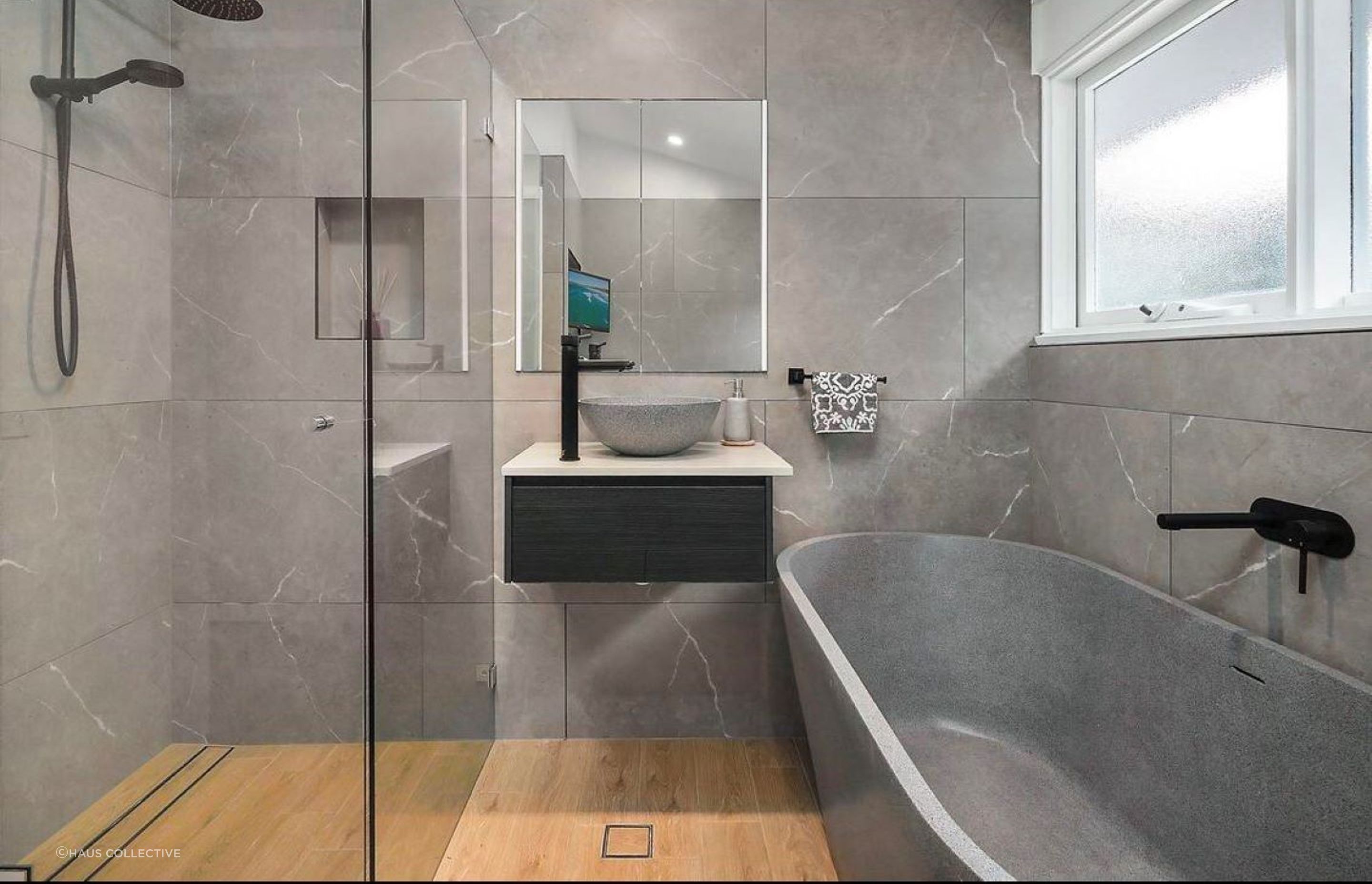 tiles-freestanding-bath-2.jpg