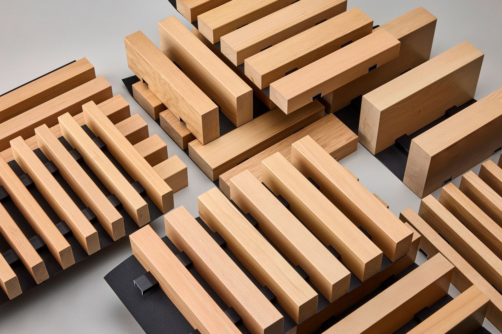 Screenwood’s Panels come made to order, prefinished and preassembled, custom-made so they are ready to install in lengths up to 3.6m.