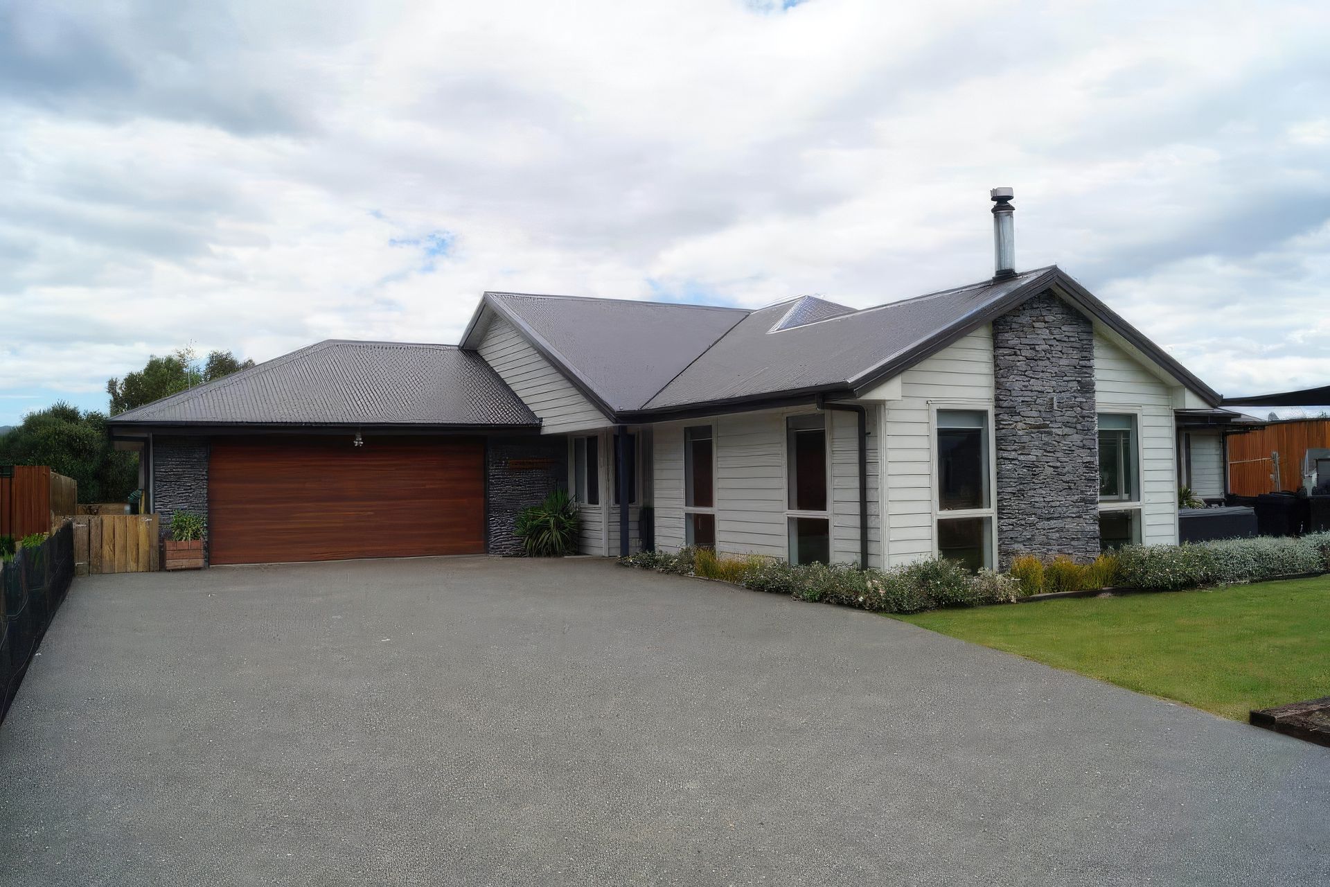 A Wilson Construction that showcases a modern family home that perfectly blends style and functionality