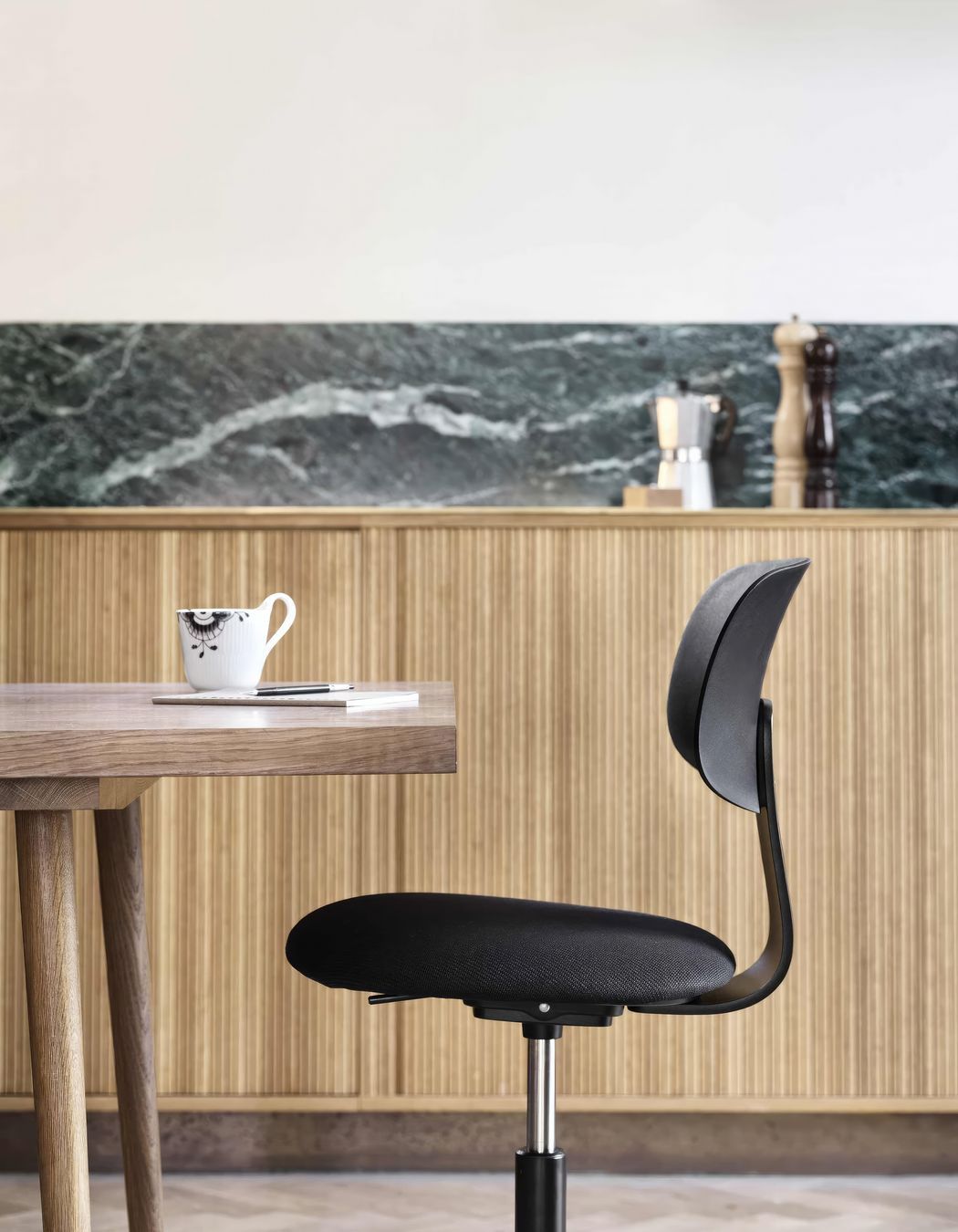Featured: HÅG Tion 2140 in Black, with textile Oceanic OC01 by Camira