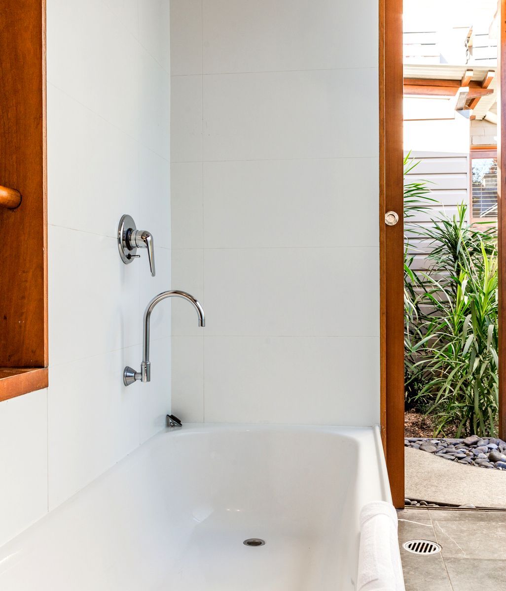 Renovating small bathrooms: the dos and dont's