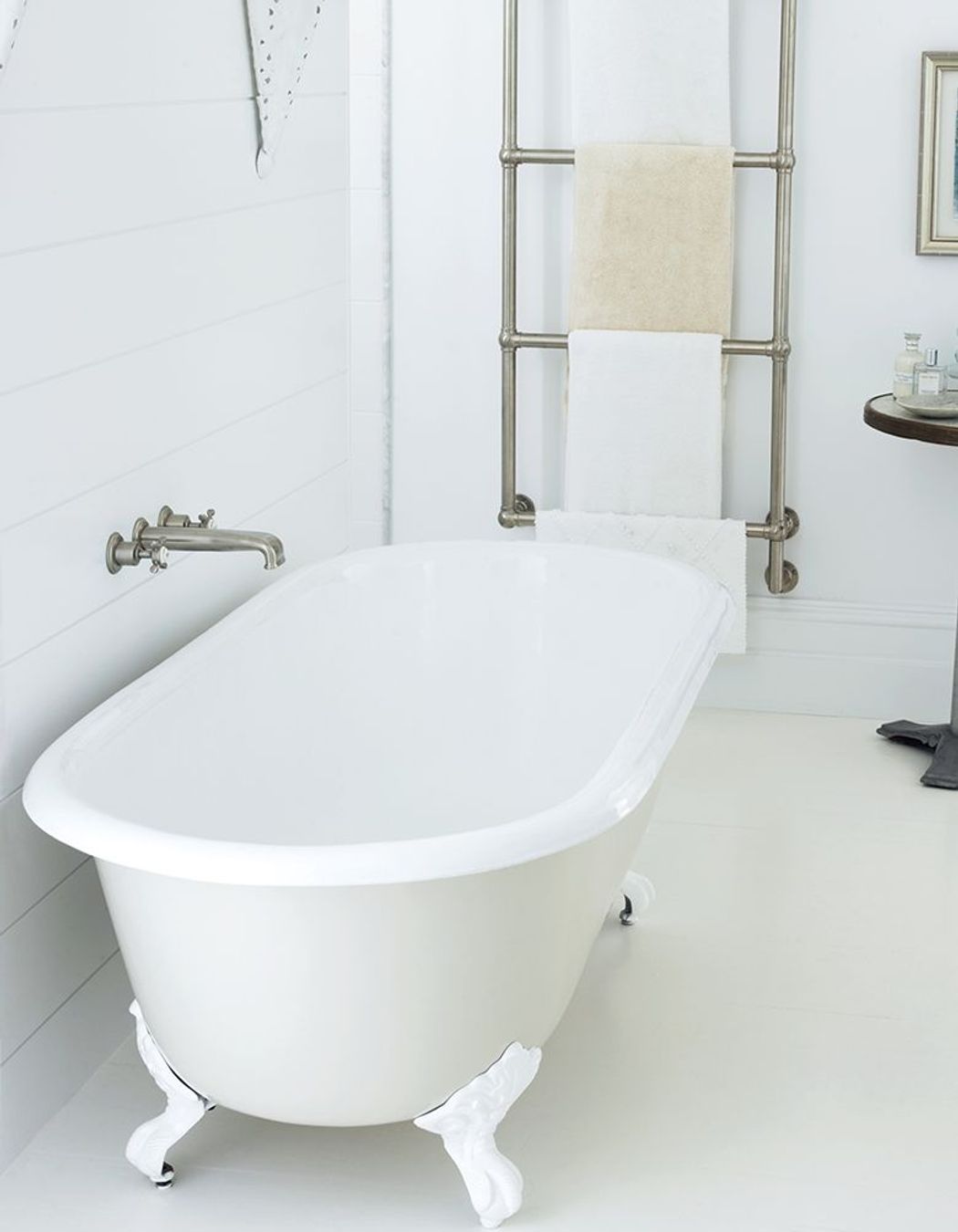 Hawthorn Hill Wall Mounted Towel Warmer from The English Tapware Company