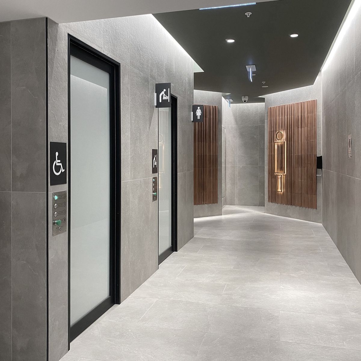 Disabled bathroom design tips that are safe and stylish
