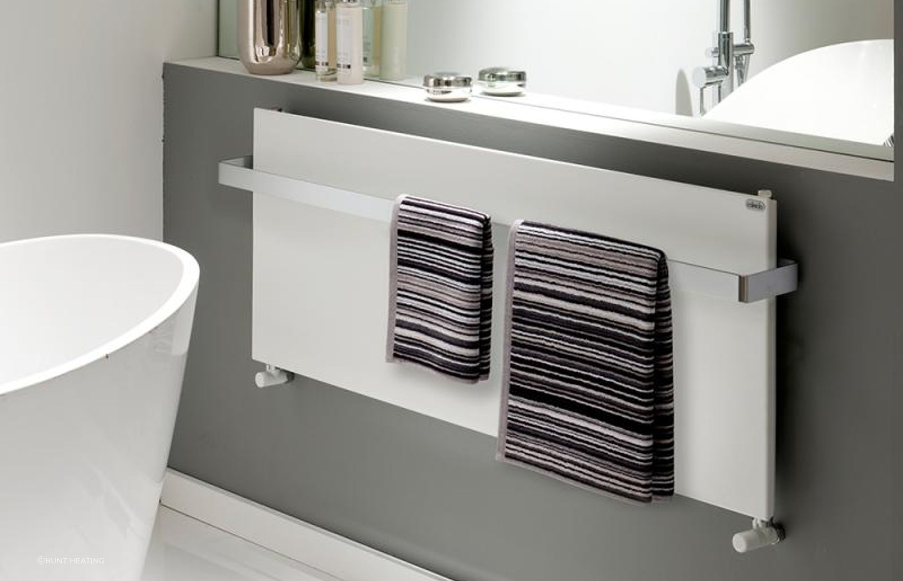 Matching towels on an Ice Bagno heated towel rail.