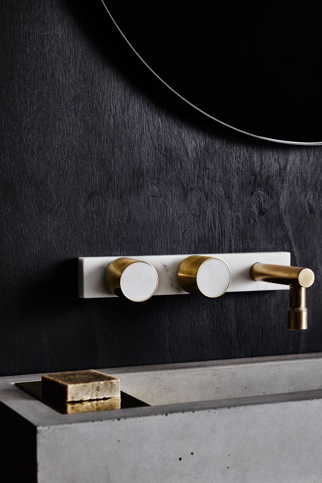 Concrete Collective - Melbourne Mabel Round Brass &amp; Timber Taps