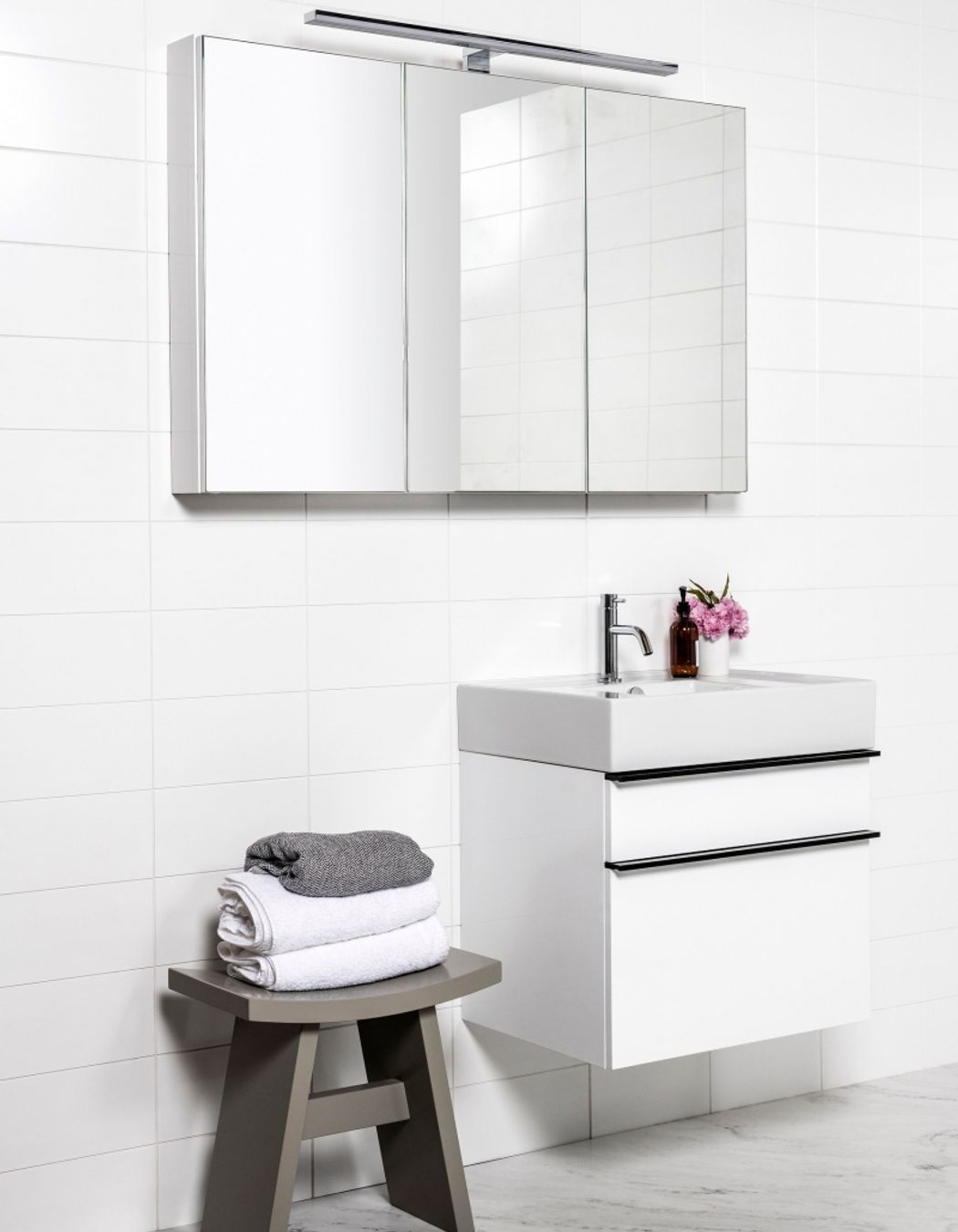 Tips for Maximising a Small Bathroom