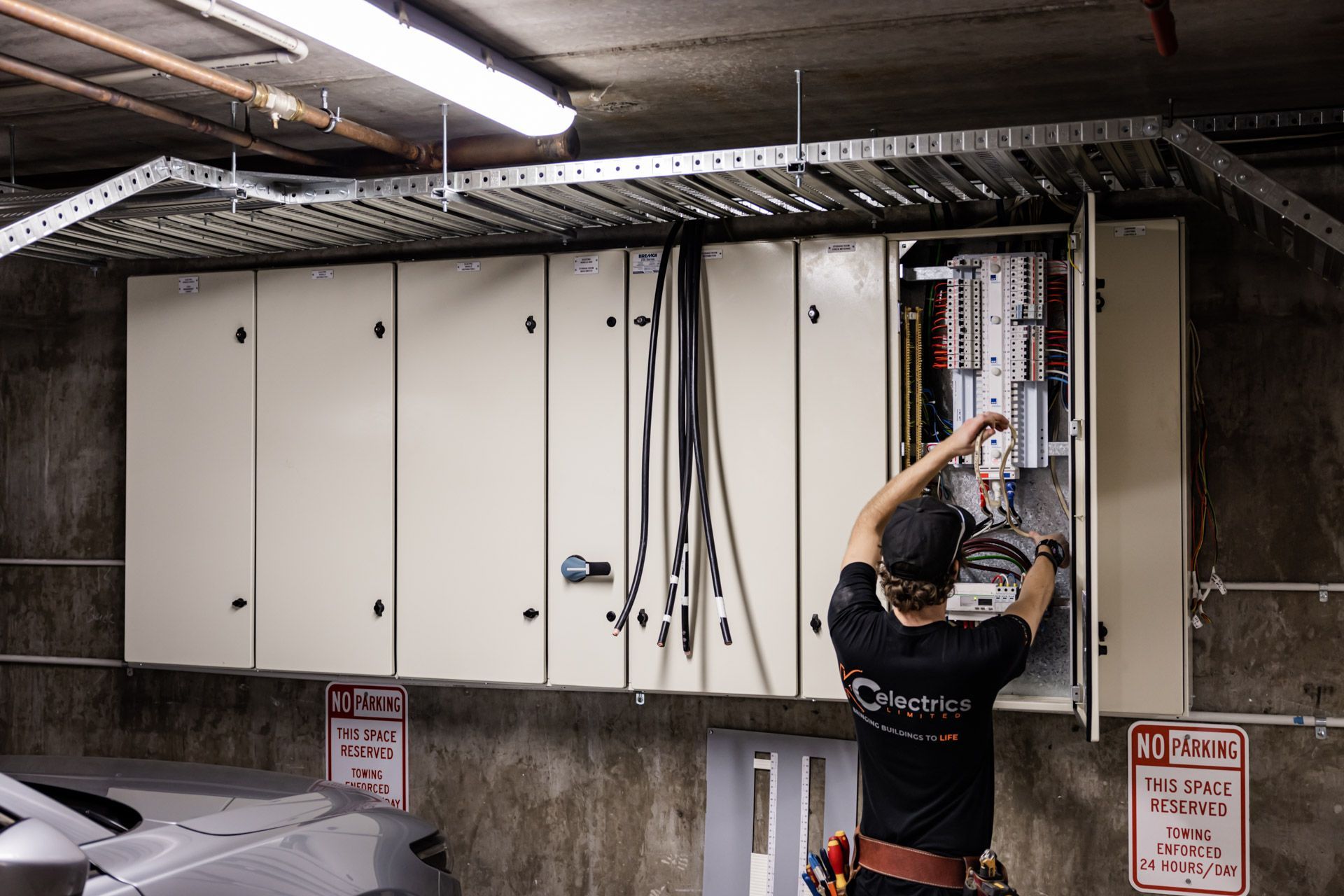 The Level 1 central distribution switchboard is installed and final connections are completed.
