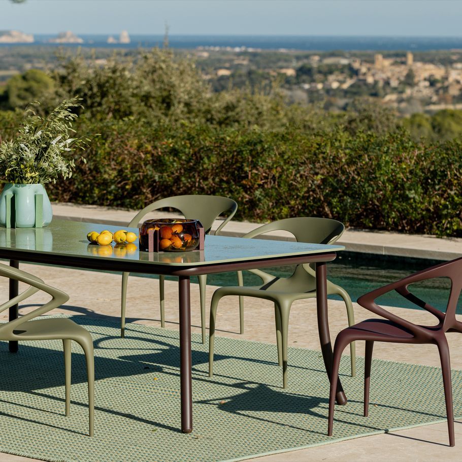 The art of living well: A collection that shapes life outdoors