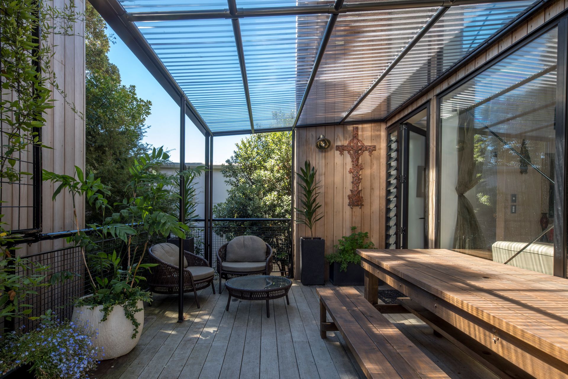 An outdoor shelter can be a wonderful extension to the internal living space.