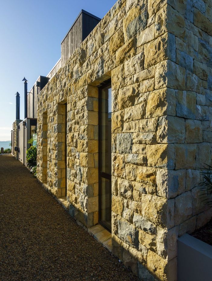 The Te Kuiti limestone is hardy, even this close to the sea.