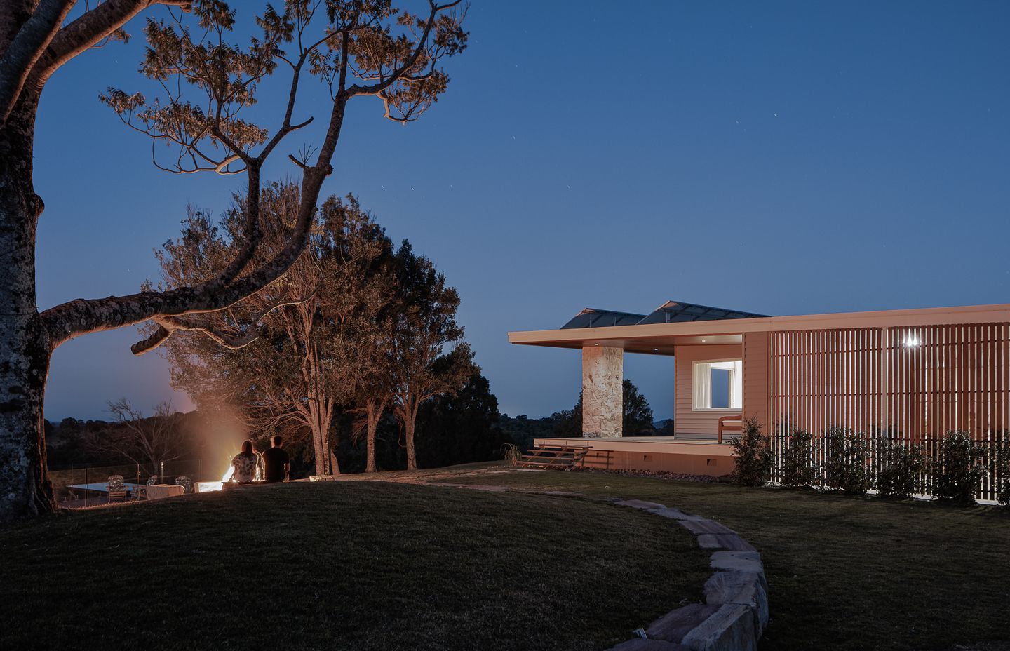 Black Mountain Residence by Morriarchi Architecture | Photography by Andy Macpherson