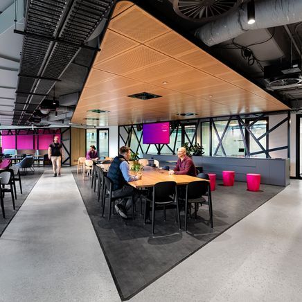 The future of office spaces: trends in commercial design and construction for 2024
