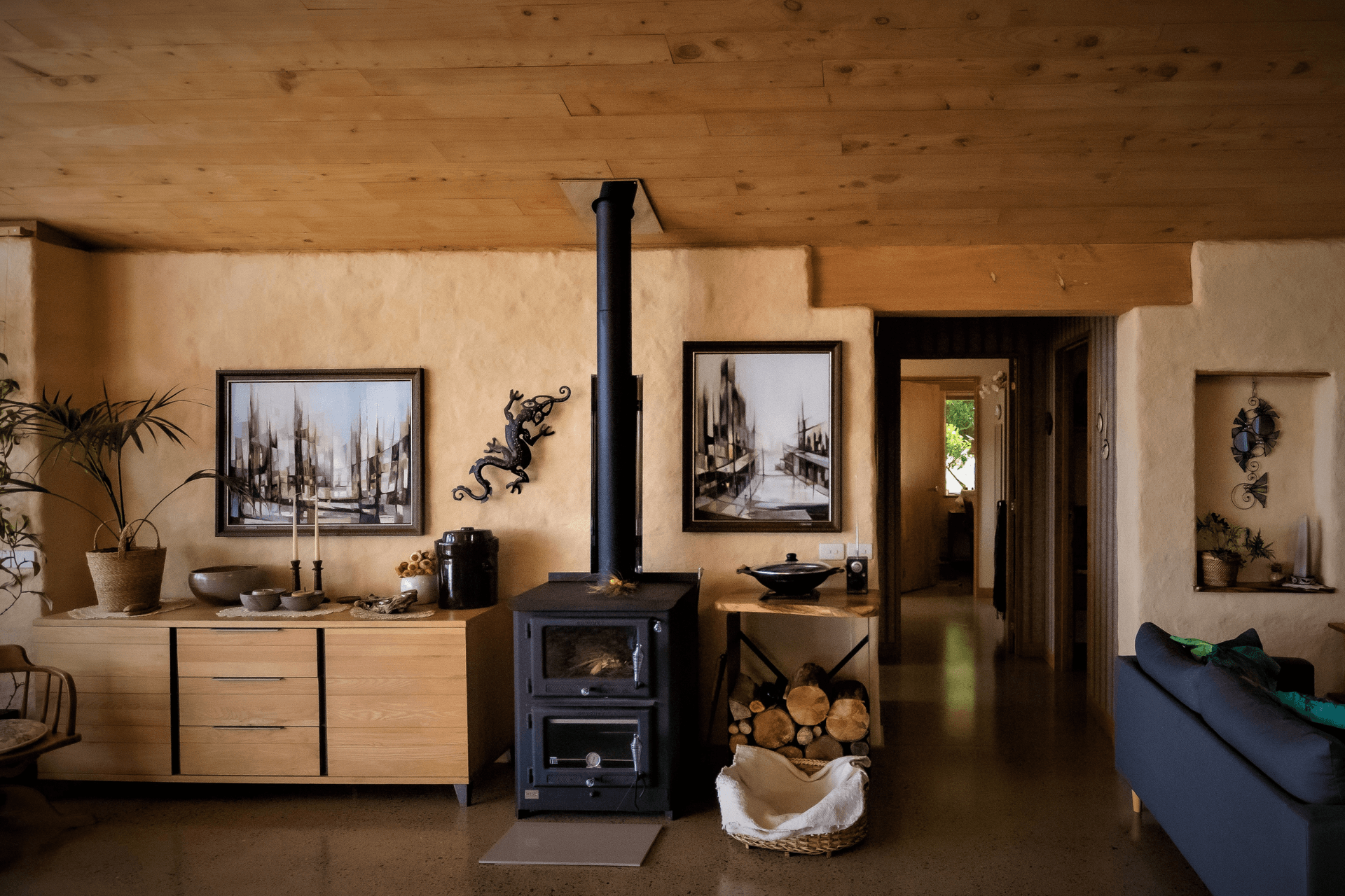 Adobe bricks can bring an attractive, monolithic charm to interiors and exteriors.