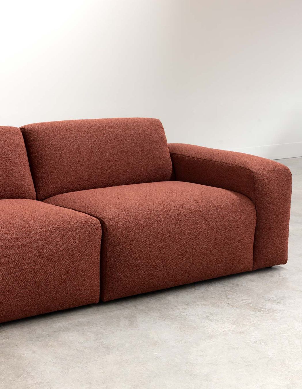 Doug consists of seven separate modules easily configured or customised to suit your space. It’s hard to resist taking a seat.