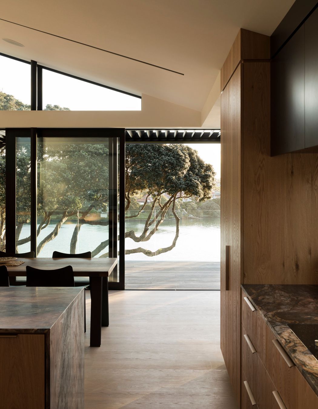 Herne Bay Hideaway by Lloyd Hartley Architects