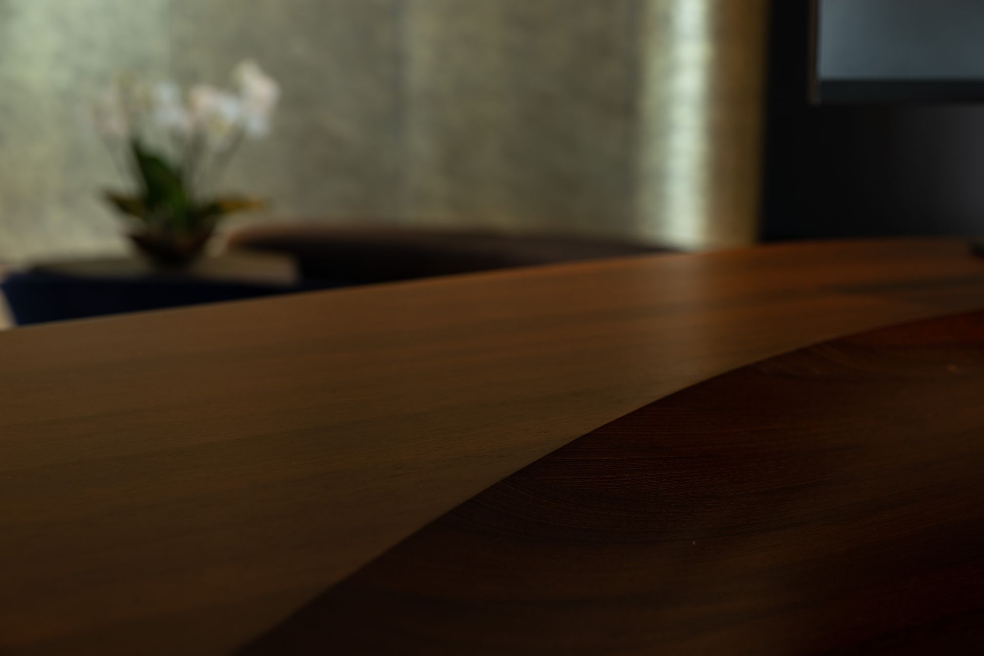 The reception desk in Chapman Tripp, a leading New Zealand legal firm, was completed in 2021. Designed by Nathan, it is a celebration of timber.