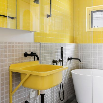 10 bold bathrooms that encourage you to shower yourself in colour