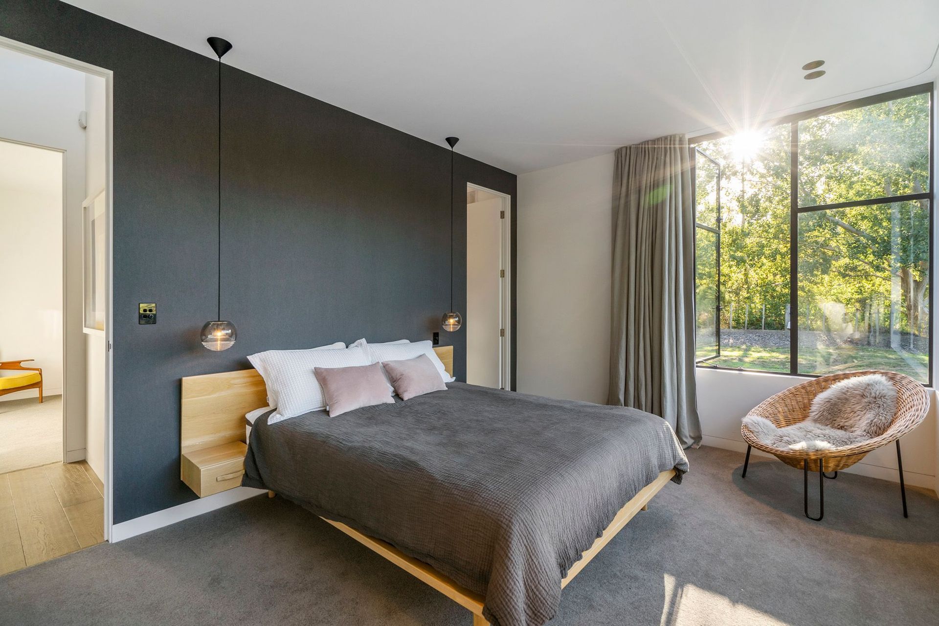 Matakana House by Glamuzina Architects in association with PAC Studio