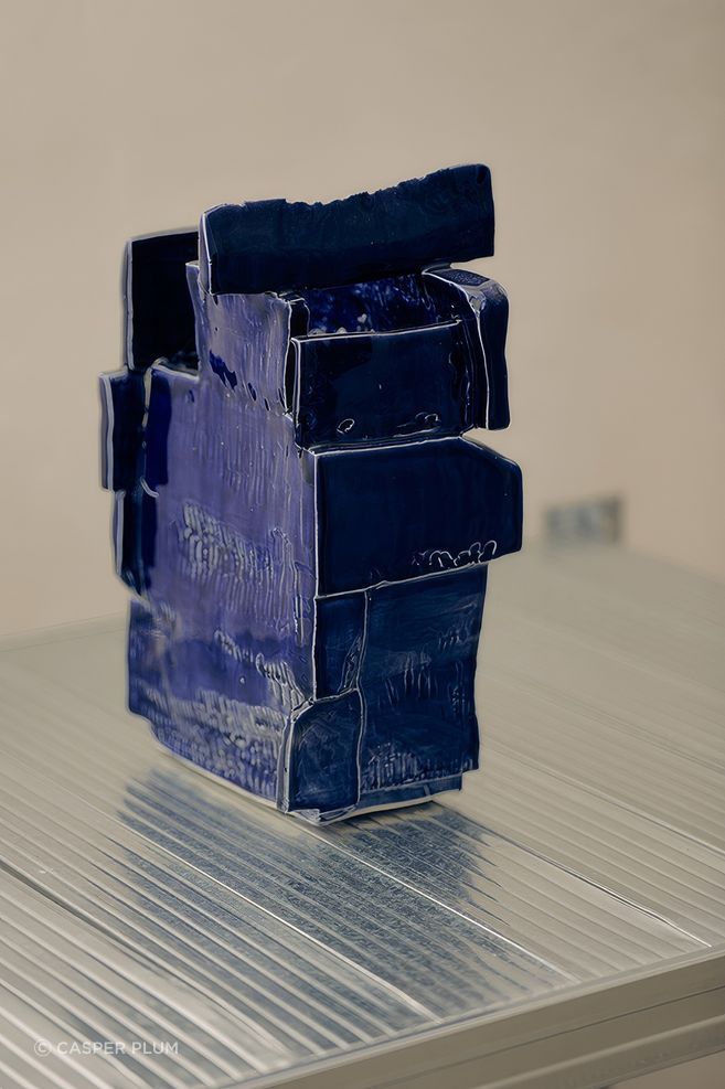 Stacked and slab-like in form, Davidov’s ceramic works sit somewhere between sculpture, architectural model and interior object.