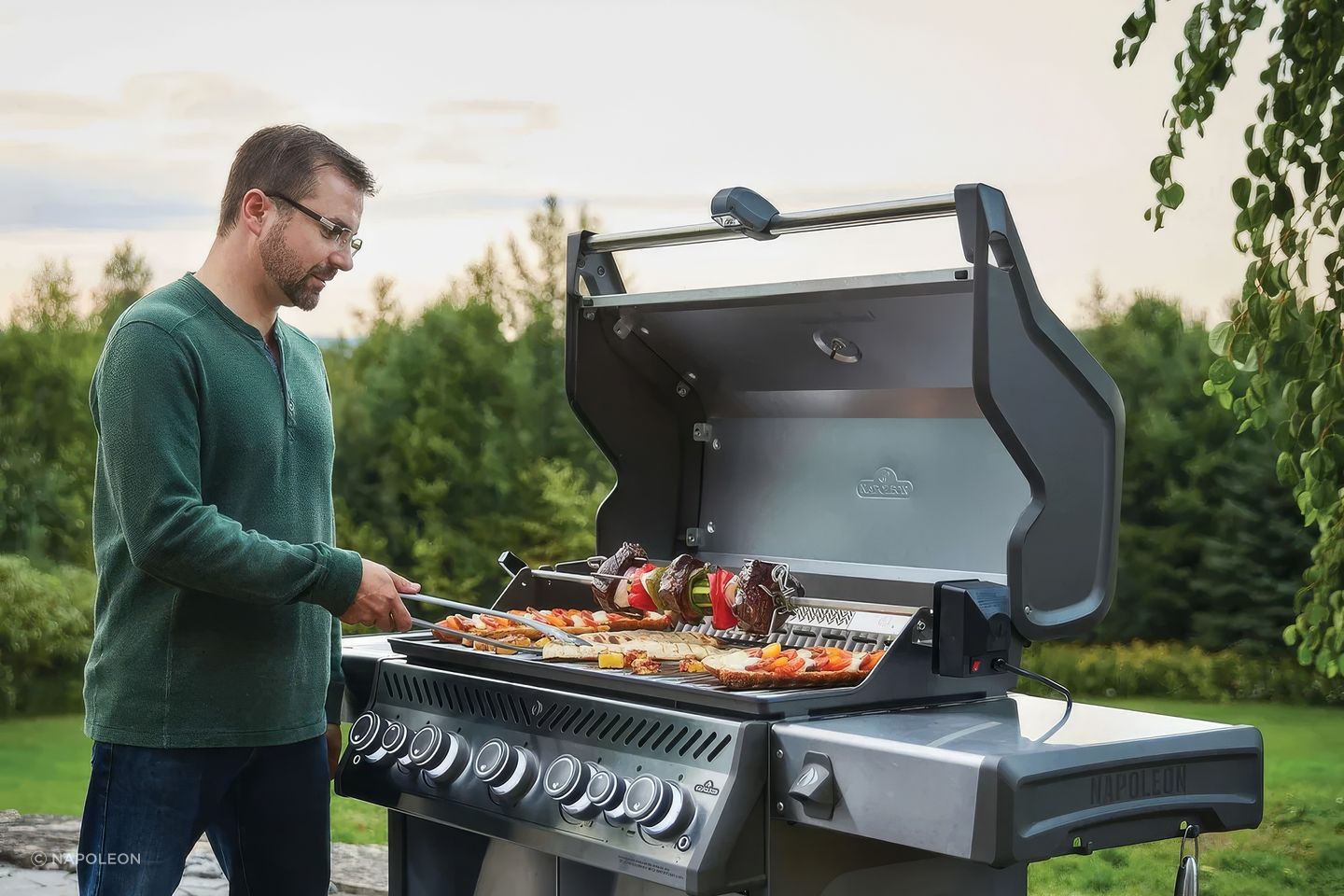 ​"Anyone can cook anything on it; it’s very easy to use. From a two-minute steak to rotisseries that take six hours on a slow cook, you don’t need to be an experienced chef to create impressive dishes." Image generated by AI.