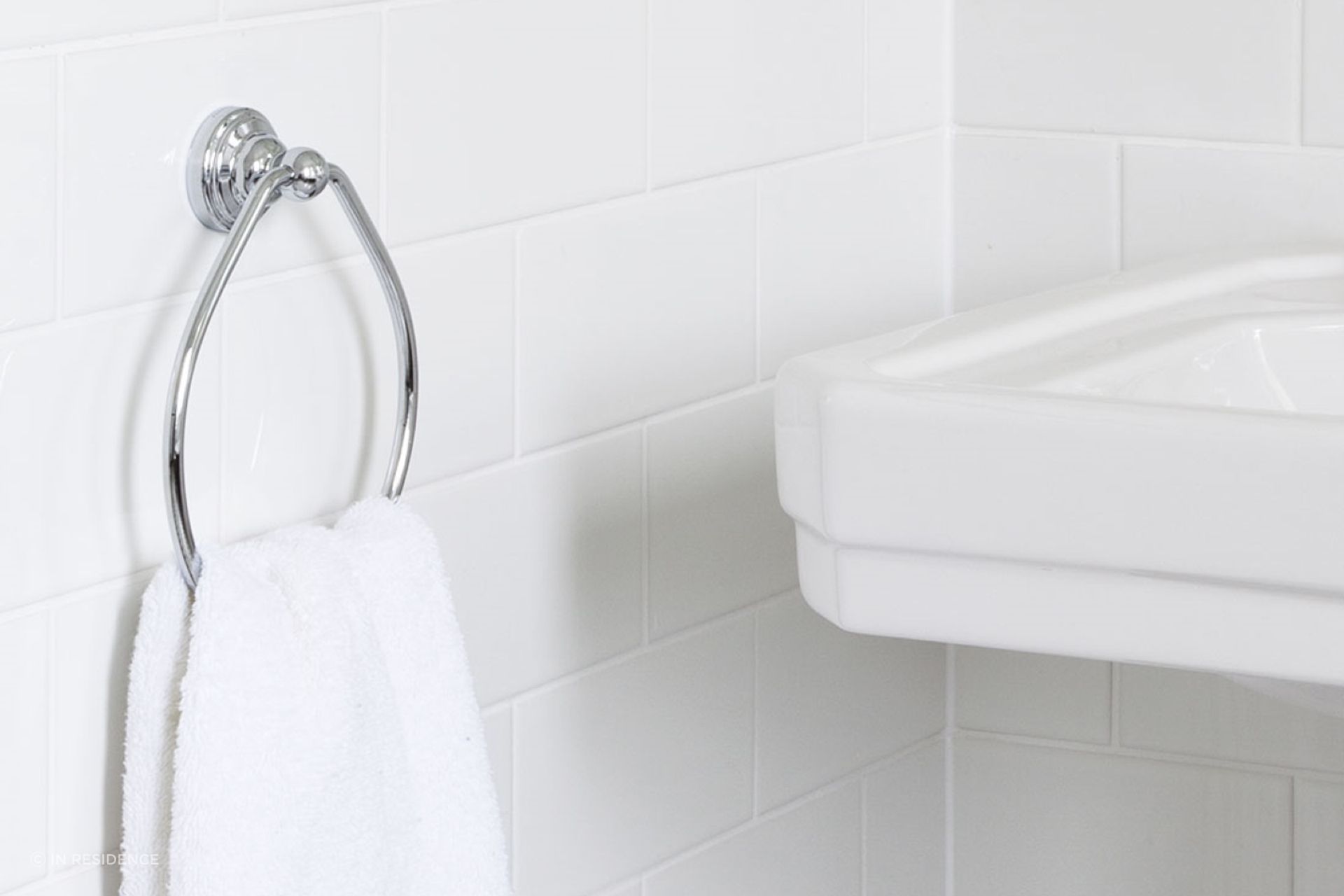 Pure elegance and simplicity with the Perrin & Rowe Traditional Towel Ring