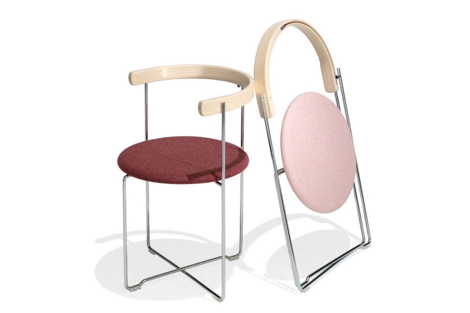 Nowy Styl Sóley Folding Chair by Bowermans