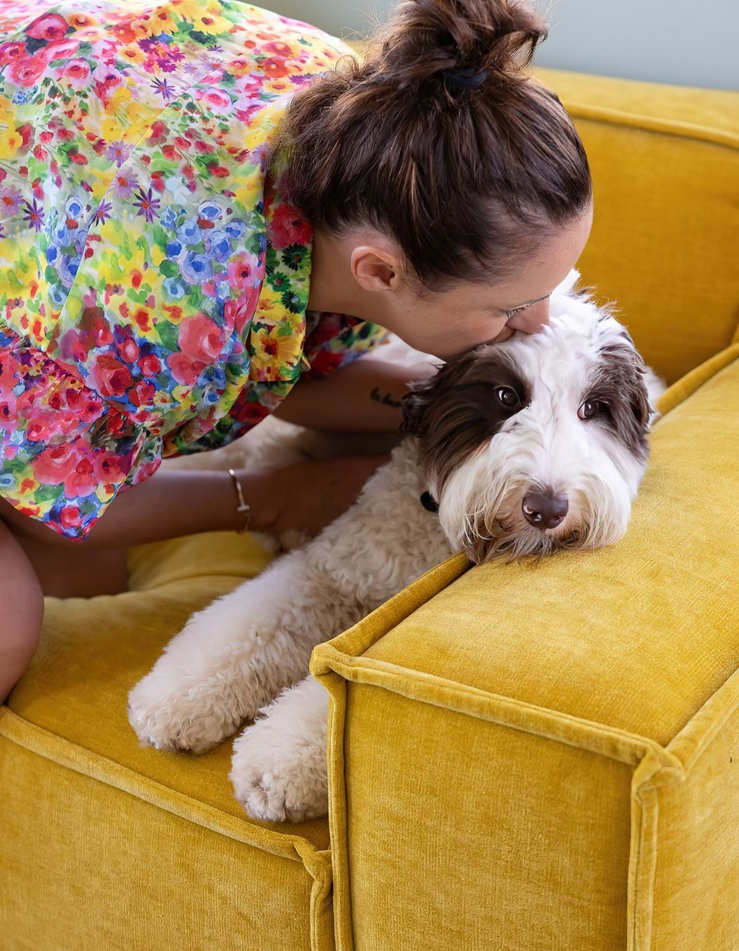 It’s easy to see why Celeste chose Rufus for her living room. Both are iconic, bold, and very approachable.