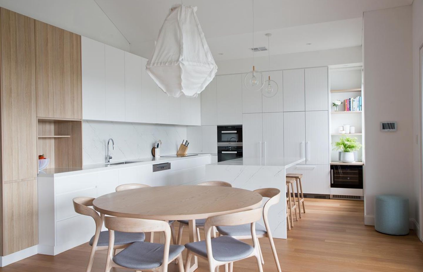 Middle Harbour House by Beecraft | Photography by Lachlan Carey