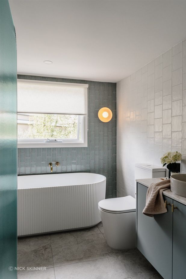Norsu Cabin was thoughtfully renovated with the bathroom transformation featuring Studio Menta Gloss paired with Port White Matte on the walls and Pamir Light tiles on the floors.