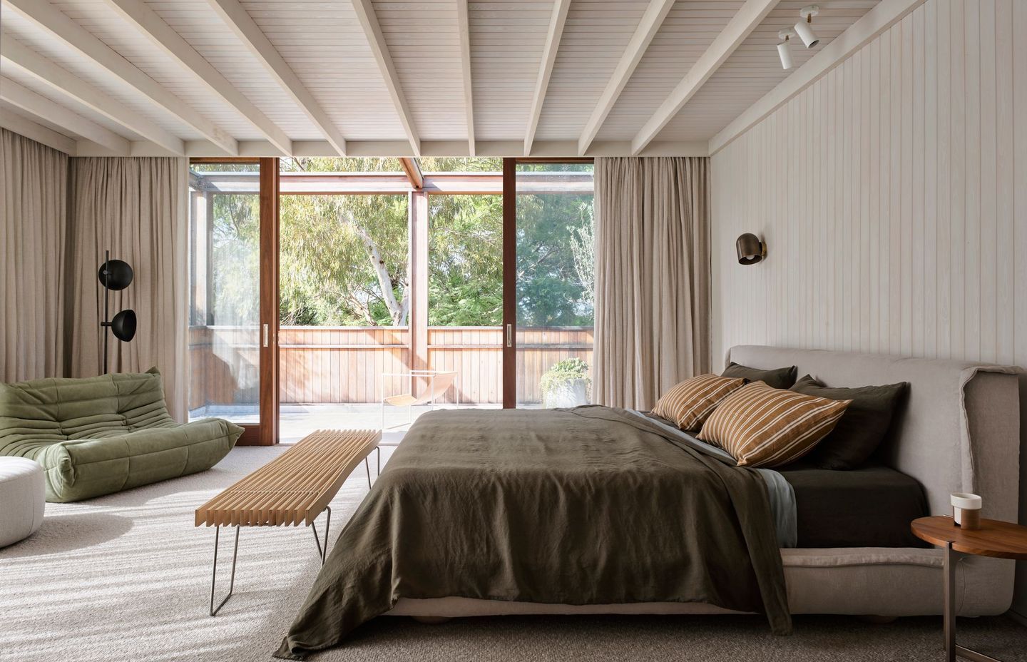 Spotted Gum House Alexander & Co. | Photography by Anson Smart