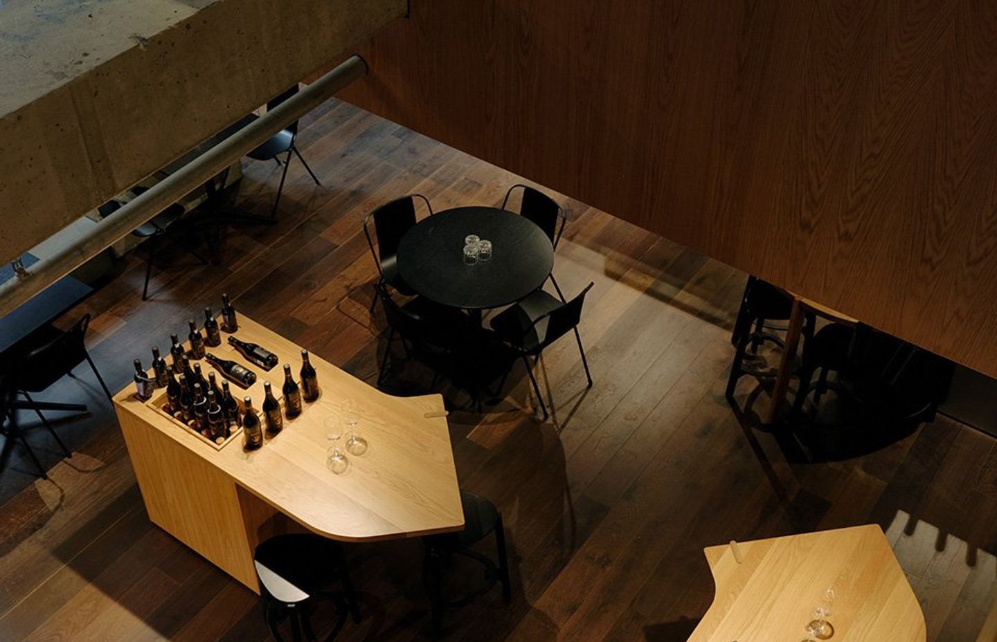 Introducing a flagship Melbourne cellar door that subtly integrates diverse customer experience