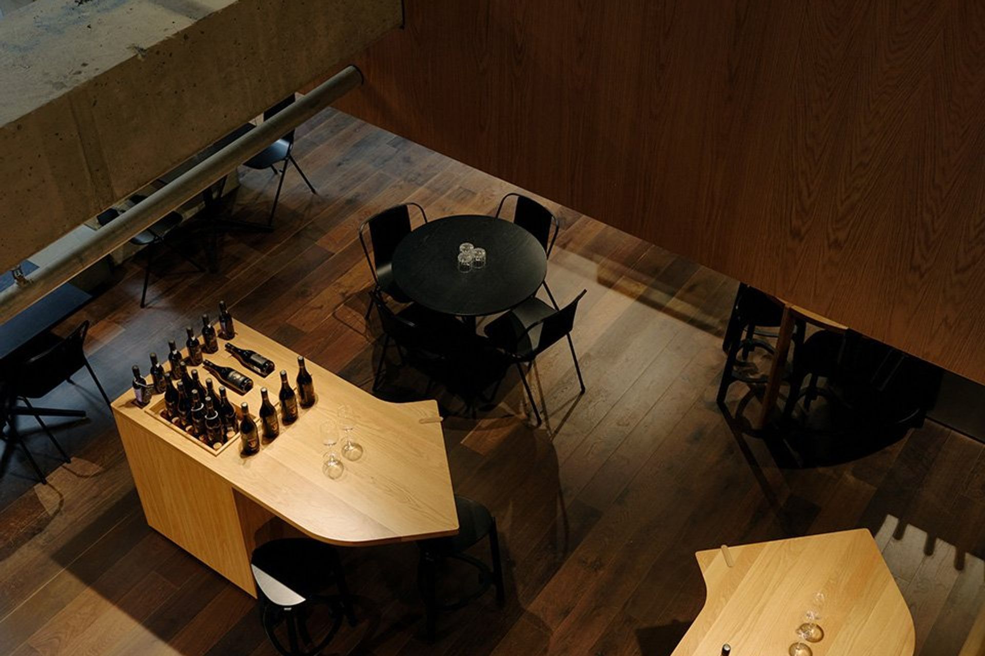 Introducing a flagship Melbourne cellar door that subtly integrates diverse customer experience