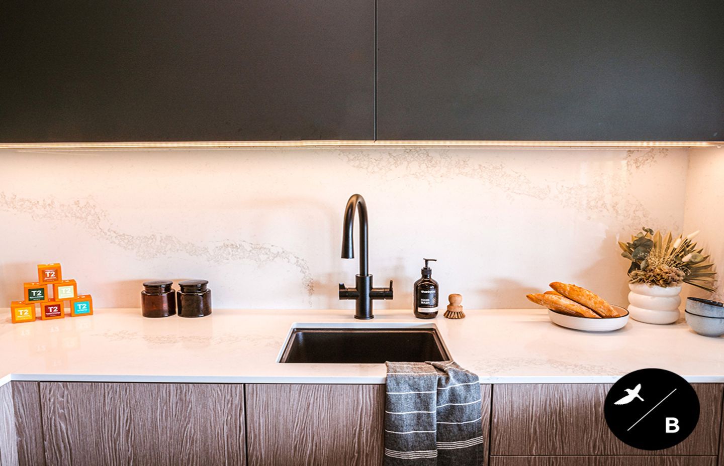 ‘Hillview Residence’ Interior Design: Birdblack Design Build: Warren Williams Joinery Manufacture: PKJ Joinery Photography: Better Together Photography Co