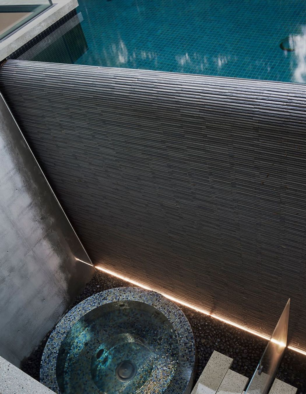 Sussex Residence by mckimm | Photography by Luke Butterly