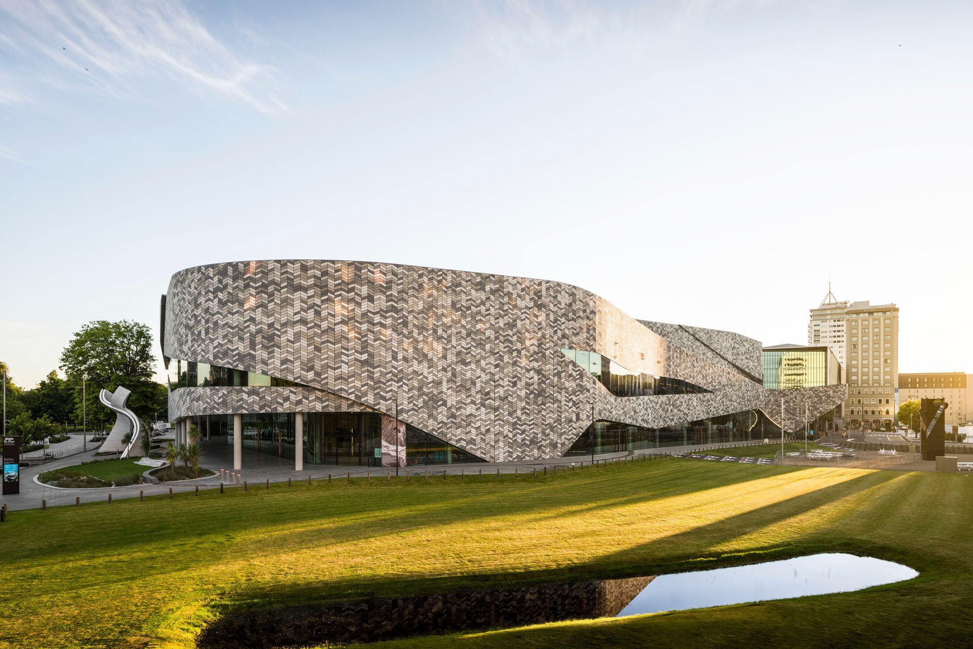 The curved exterior was designed to reflect Christchurch's braided rivers.
