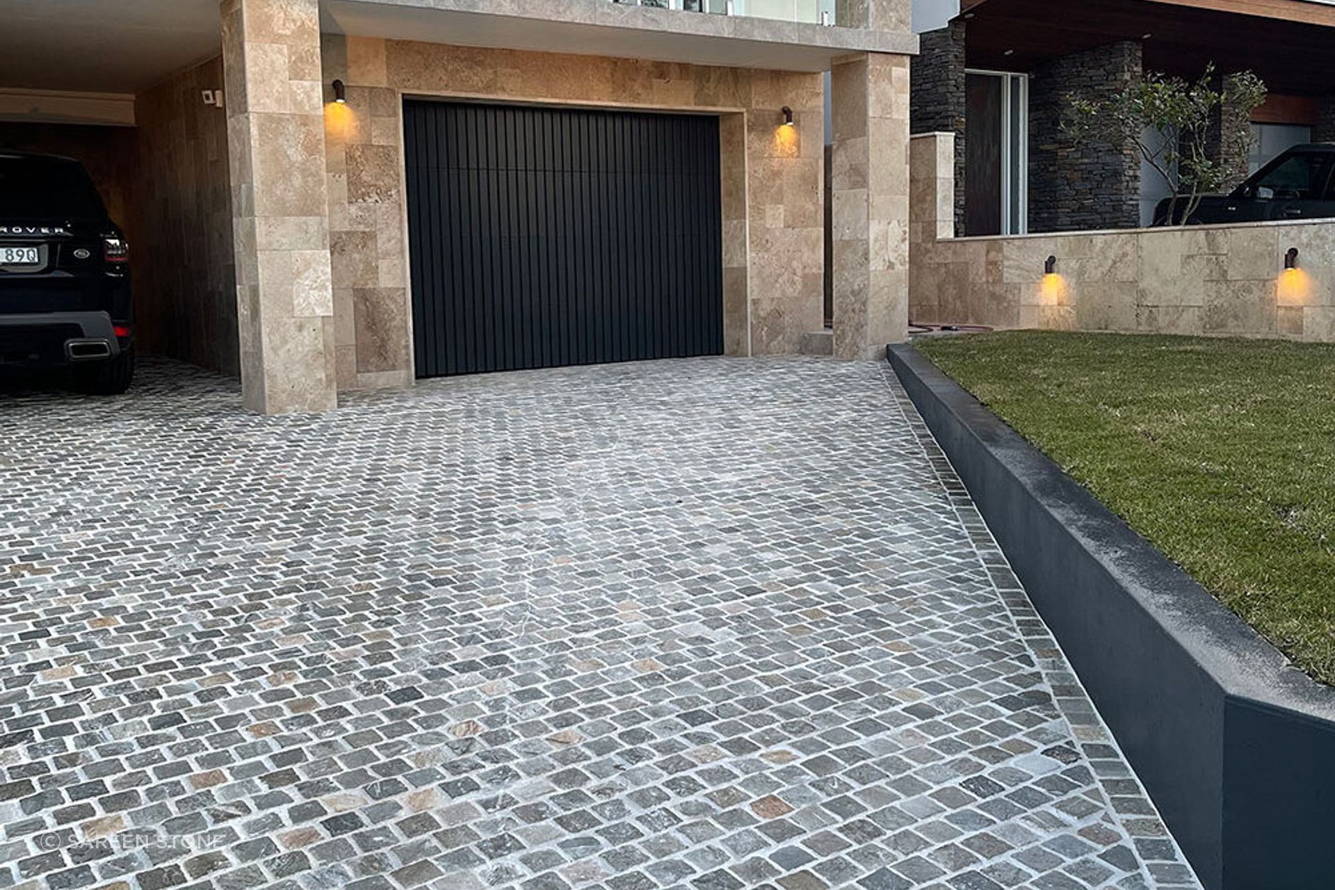 Autumn Blend Quartzite Cobblestones