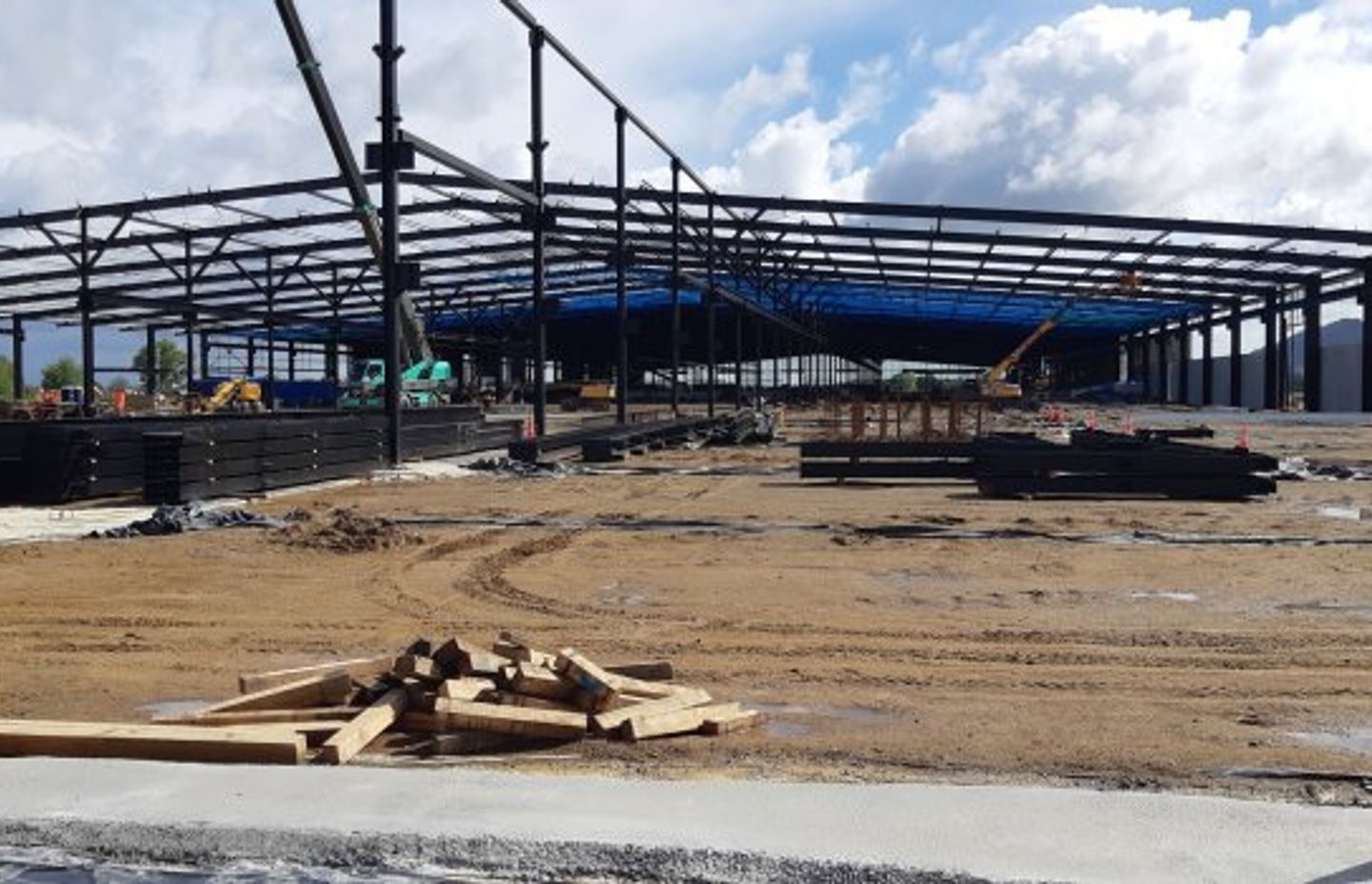 Quality and quantity on massive APL building