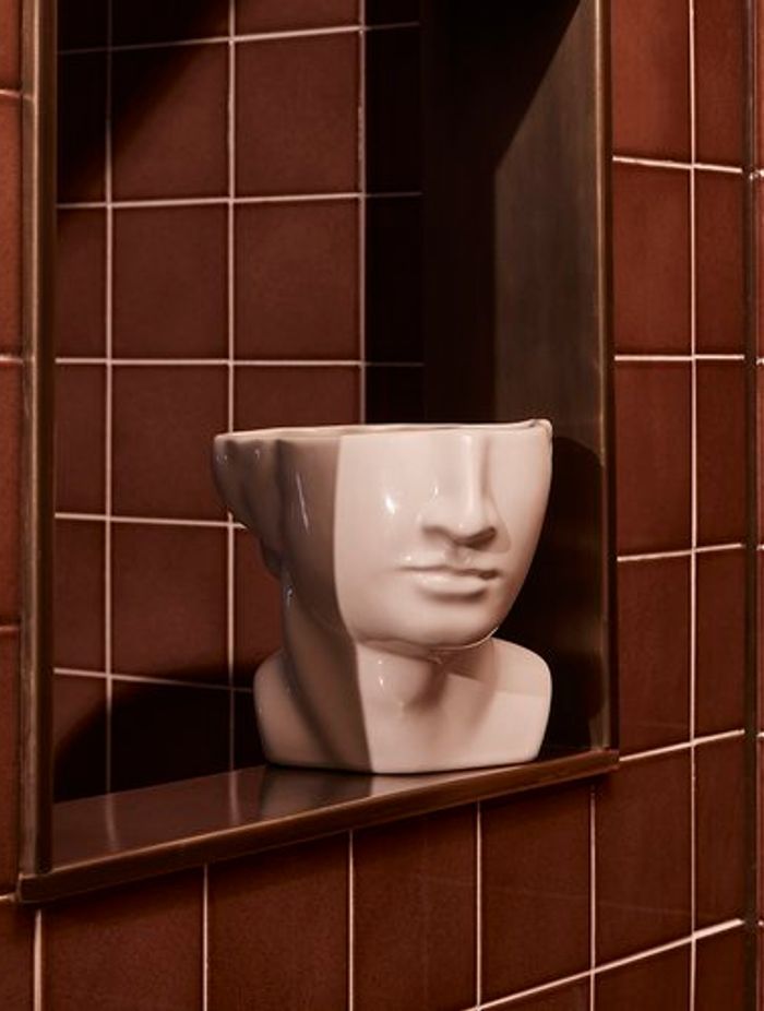 Banco Manly by Tom Mark Henry